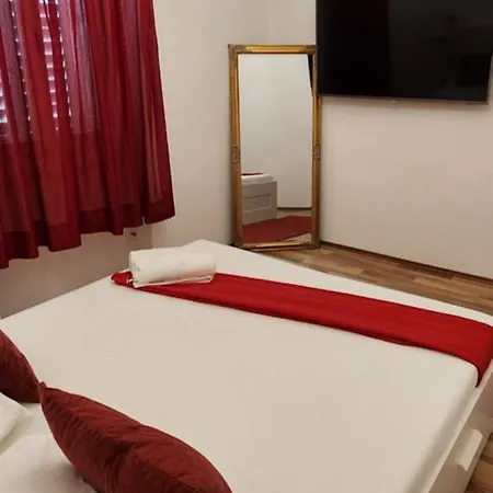 Apartmán On Location, With Pool, Sea View And Exotic Garden *