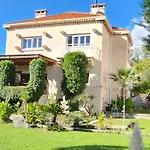 On Location, With Pool, Sea View And Exotic Garden *