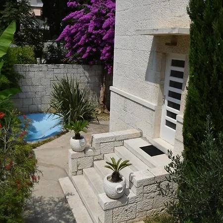 On Location, With Pool, Sea View And Exotic Garden