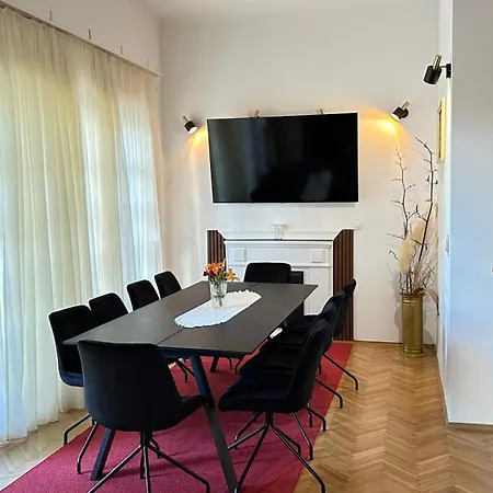 Lejlighed On Location, With Pool, Sea View And Exotic Garden *