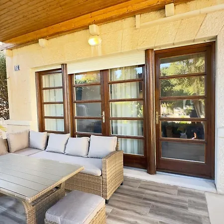 Lejlighed On Location, With Pool, Sea View And Exotic Garden