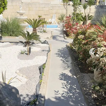 Appartement On Location, With Pool, Sea View And Exotic Garden Split