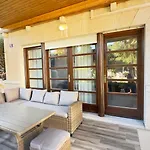 Apartament On Location, With Pool, Sea View And Exotic Garden